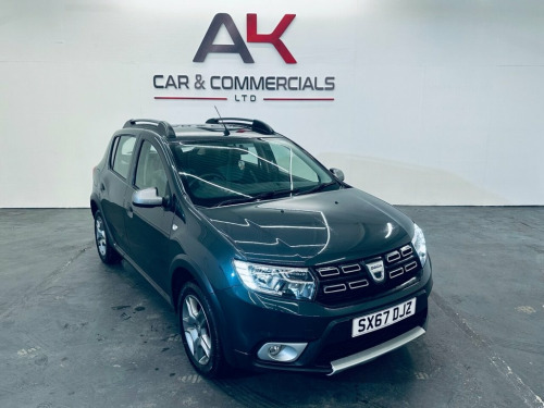 Dacia Sandero Stepway  0.9 TCe Laureate Hatchback 5dr Petrol Manual Euro 