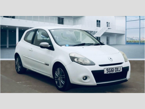 Renault Clio  1.2 Dynamique TomTom Hatchback 3dr Petrol Manual E