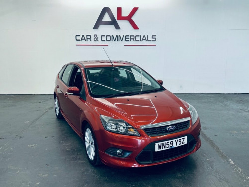 Ford Focus  1.6 Zetec S Hatchback 5dr Petrol Manual (157 g/km,