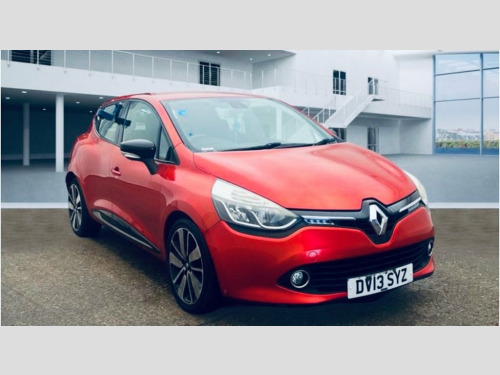 Renault Clio  1.5 dCi Dynamique S MediaNav Hatchback 5dr Diesel 