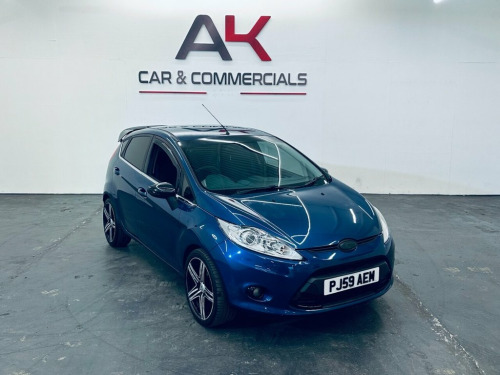 Ford Fiesta  1.4 Zetec Hatchback 5dr Petrol Manual (133 g/km, 9