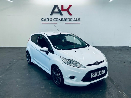Ford Fiesta  1.6 Zetec S Hatchback 3dr Petrol Manual (139 g/km,