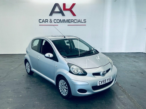 Toyota AYGO  1.0 VVT-i Platinum Hatchback 5dr Petrol Manual Eur