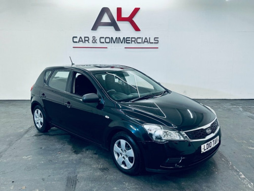 Kia ceed  1.4 1 Hatchback 5dr Petrol Manual Euro 4 (89 bhp)