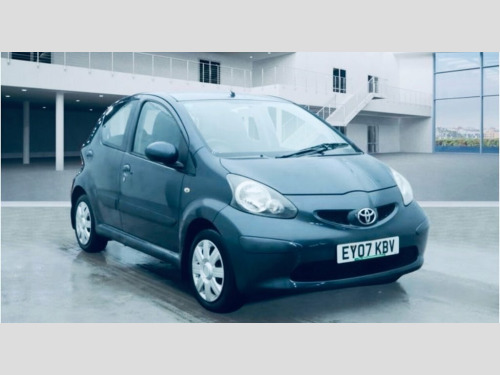 Toyota AYGO  1.0 VVT-i + Hatchback 5dr Petrol Manual Euro 4 (67 