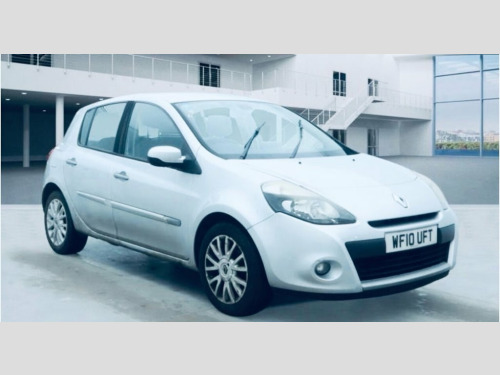 Renault Clio  1.2 Dynamique TomTom Hatchback 5dr Petrol Manual E 