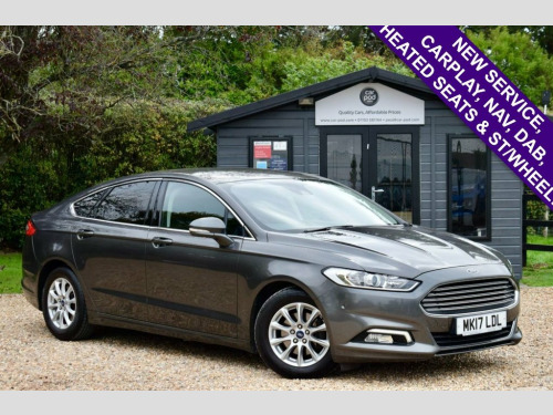 Ford Mondeo  1.5 TDCi ECOnetic Titanium Hatchback 5dr Diesel Ma