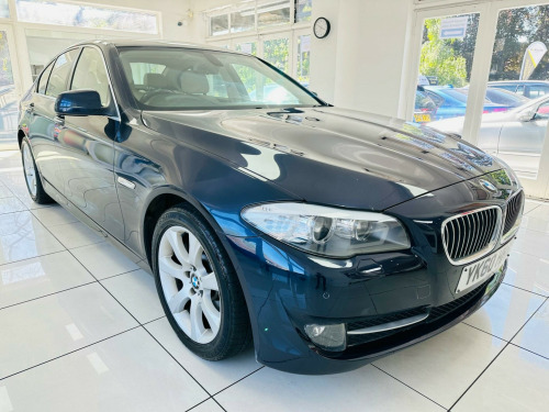 BMW 5 Series  3.0 530d SE Steptronic Euro 5 4dr