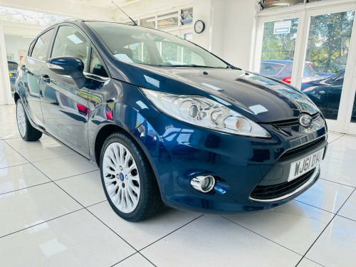 Ford Fiesta  1.4 Titanium 5dr