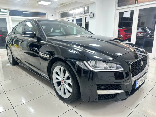 Jaguar XF  2.0d R-Sport Auto AWD Euro 6 (s/s) 4dr