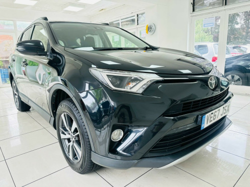 Toyota RAV4  2.0 D-4D Business Edition Euro 6 (s/s) 5dr (Safety Sense, Nav)