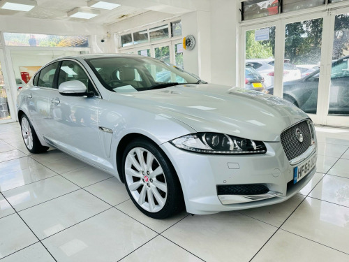 Jaguar XF  2.2d Portfolio Auto Euro 5 (s/s) 4dr