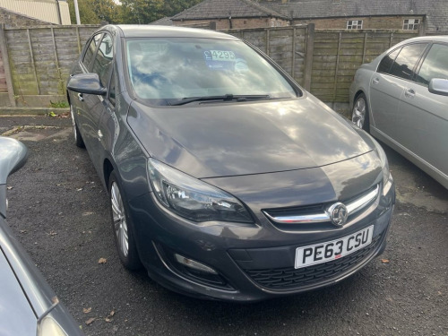 Vauxhall Astra  1.6 16v Energy Hatchback 5dr Petrol Manual Euro 5 