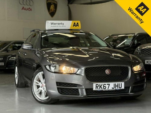 Jaguar XE 2.0 i Prestige