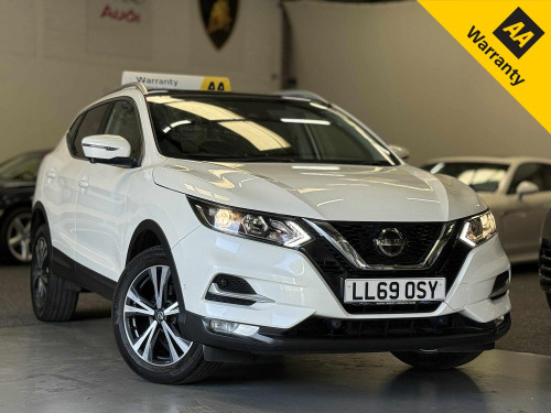 Nissan Qashqai  1.3 DIG-T N-Connecta