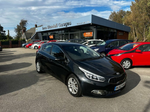 Kia ceed  1.6 CRDi EcoDynamics 3 Hatchback 5dr Diesel Manual
