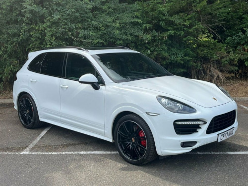 Porsche Cayenne  4.8 V8 GTS TIPTRONIC S 5d 420 BHP 21" ALLOYS 