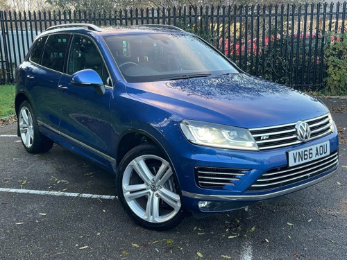 Volkswagen Touareg  3.0 TDI V6 BlueMotion Tech R-Line Plus SUV 5dr Die