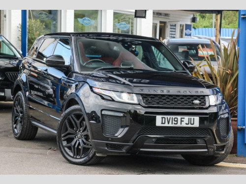 Land Rover Range Rover Evoque  2.0 TD4 HSE DYNAMIC MHEV 5d 178 BHP WING BACK SEAT