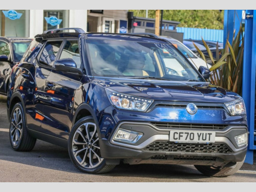 Ssangyong Tivoli XLV  1.6 ULTIMATE 5d 126 BHP LOW MILES! LEATHER SEATS!