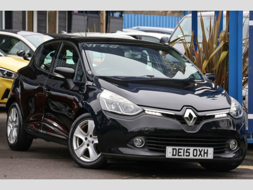 Renault Clio  1.2 16V Dynamique MediaNav Hatchback 5dr Petrol Ma