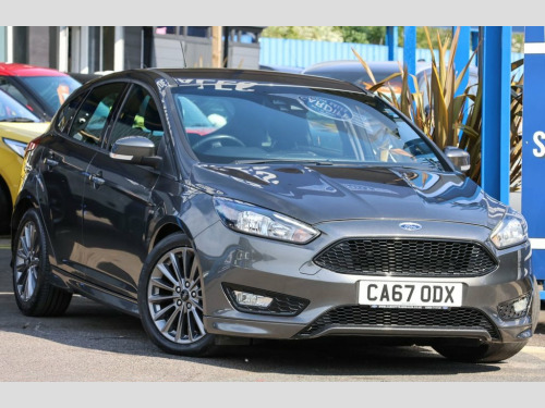 Ford Focus  1.5 TDCi ST-Line Hatchback 5dr Diesel Powershift E