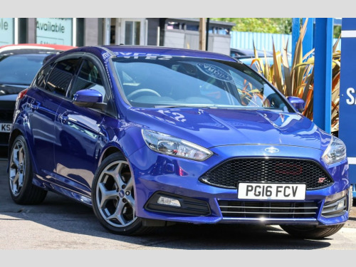 Ford Focus  2.0T EcoBoost ST-3 Hatchback 5dr Petrol Manual Eur