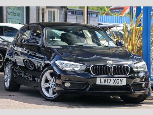 BMW 1 Series  1.5 118i SE Hatchback 5dr Petrol Manual Euro 6 (s/