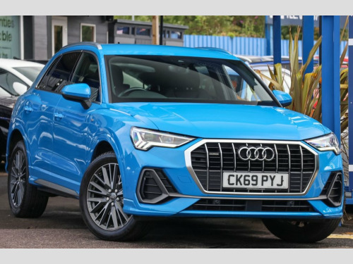 Audi Q3  2.0 TFSI 40 S line SUV 5dr Petrol S Tronic quattro