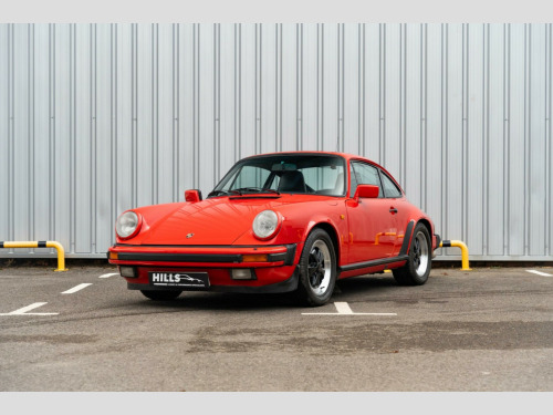 Porsche 911  3.2 Classic Carrera 2dr