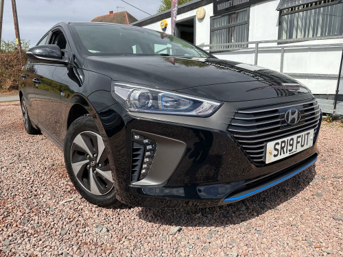Hyundai IONIQ  AUTO HYBRID 1.6 h-GDi SE