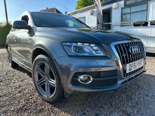 Audi Q5  AUTO 3.0 TDI V6 S line Quattro Special Edition