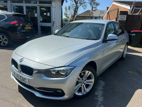BMW 3 Series  1.5 318i Sport Euro 6 (s/s) 4dr