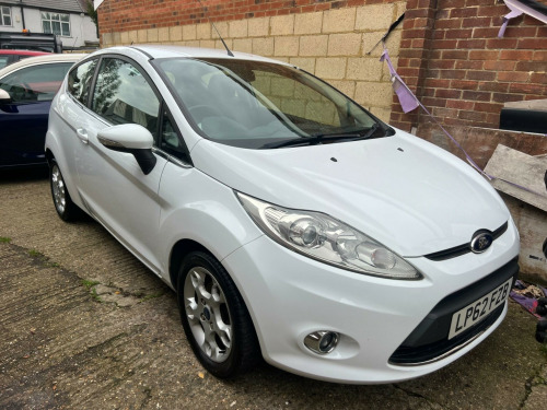 Ford Fiesta  1.4 Zetec 3dr
