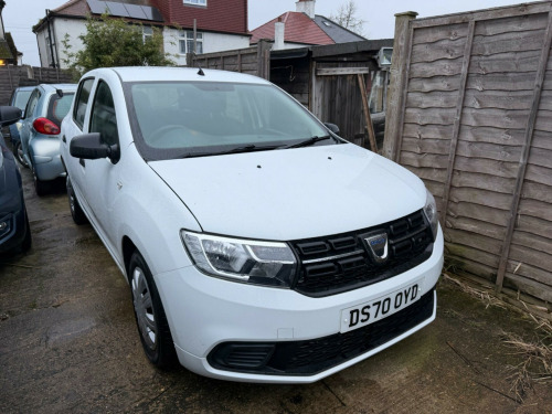 Dacia Sandero  1.0 SCe Essential Euro 6 5dr 