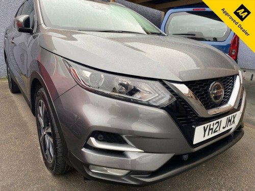 Nissan Qashqai  1.3 DIG-T N-Connecta SUV 5dr Petrol Manual Euro 6 