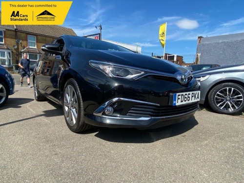 Toyota Auris  1.8 VVT-h Excel Hatchback 5dr Petrol Hybrid CVT Eu