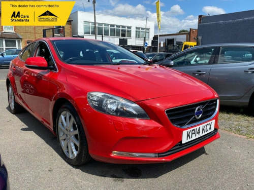 Volvo V40  2.0 D3 SE Hatchback 5dr Diesel Geartronic Euro 5 (