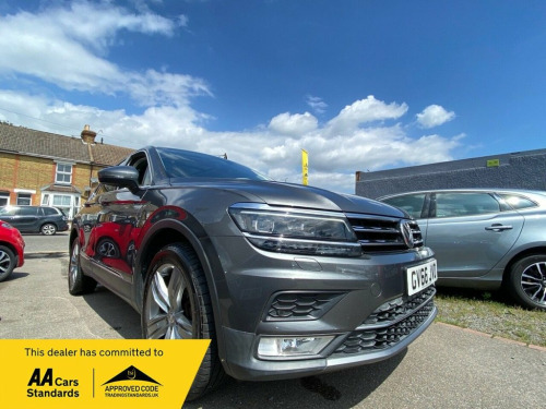 Volkswagen Tiguan  2.0 TDI BlueMotion Tech SEL SUV 5dr Diesel DSG 4Mo