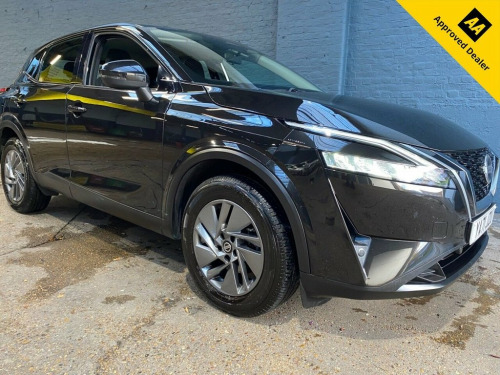 Nissan Qashqai  1.3 DIG-T MHEV Acenta Premium SUV 5dr Petrol Hybri