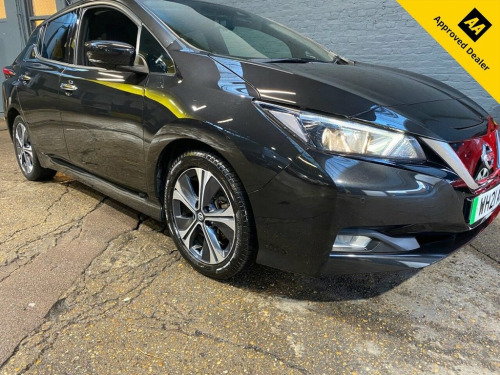 Nissan Leaf  40kWh 10 Hatchback 5dr Electric Auto (150 ps) JUST