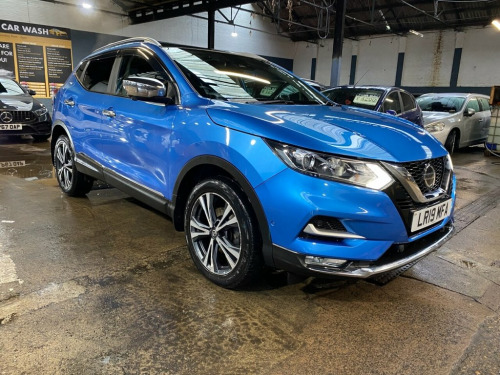 Nissan Qashqai  1.3 DIG-T N-Connecta SUV 5dr Petrol Manual Euro 6  
