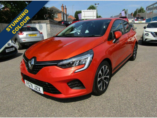 Renault Clio  1.0 ICONIC TCE 5d 90 BHP