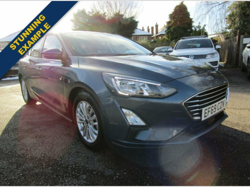 Ford Focus  1.0T EcoBoost Titanium Hatchback 5dr Petrol Manual