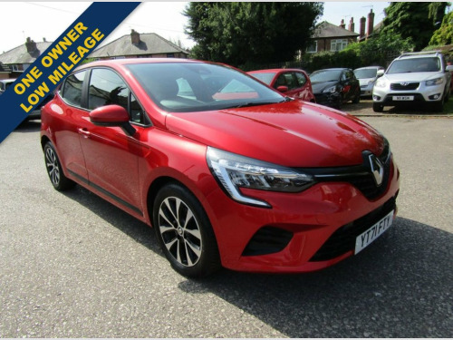 Renault Clio  1.0 TCe Iconic Hatchback 5dr Petrol Manual Euro 6 