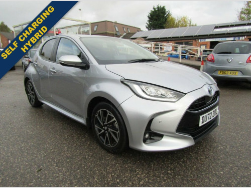 Toyota Yaris  1.5 VVT-h Design Hatchback 5dr Petrol Hybrid E-CVT