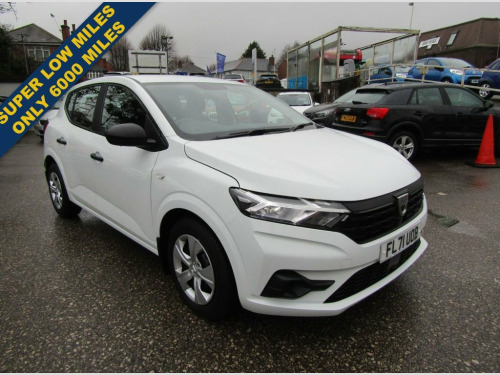 Dacia Sandero  1.0 SCe Essential Hatchback 5dr Petrol Manual Euro 