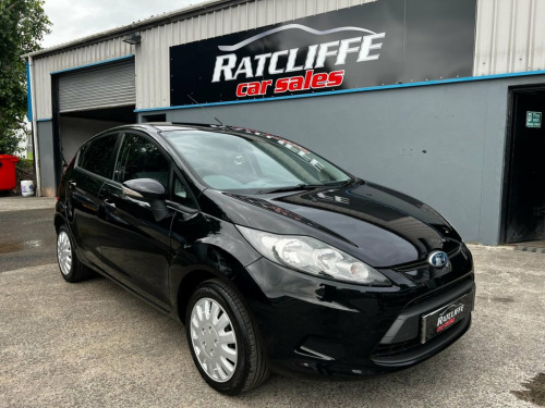Ford Fiesta  1.25 Edge Hatchback 5dr Petrol Manual (129 g/km, 8
