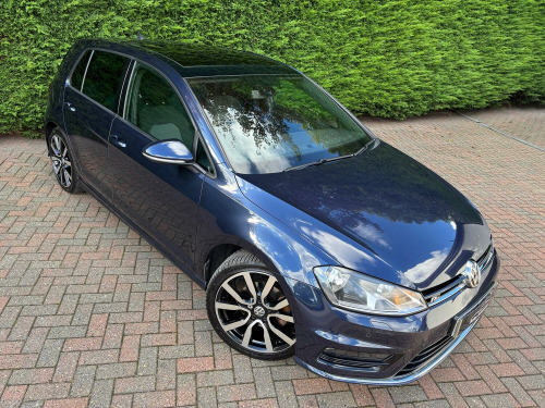 Volkswagen Golf  2.0 TDI BlueMotion Tech R-Line Edition