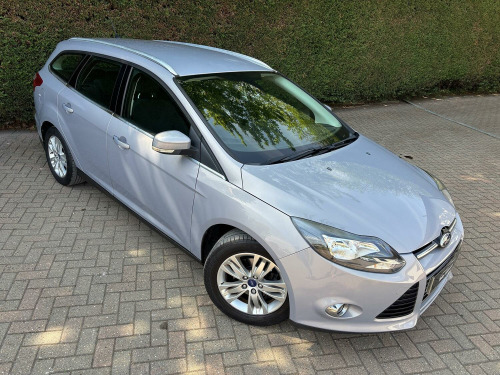 Ford Focus  1.6 Titanium Navigator